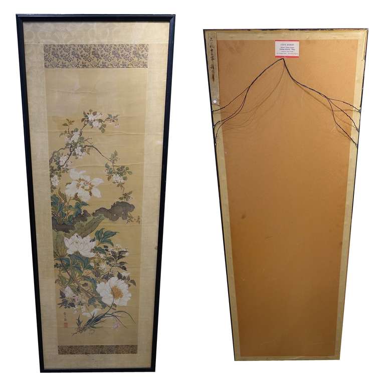 18th Century Pair of Chinese Paintings on Silk In Good Condition In New York, NY