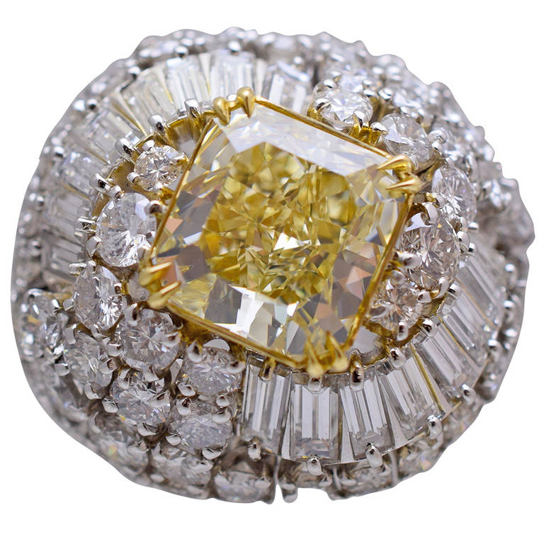 David Webb GIA Fancy Yellow Diamond Ring