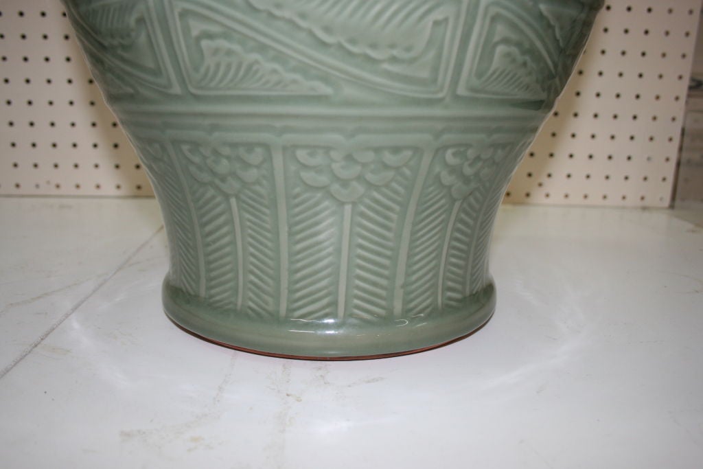 Monumental Japanese Celadon Vase In Excellent Condition For Sale In New York, NY