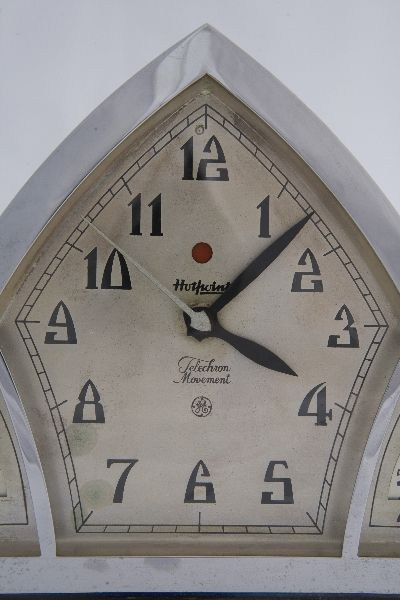 Clock designed by Raymond Patten for GE, distributed by Hotpoint. It was the model TM-8 
