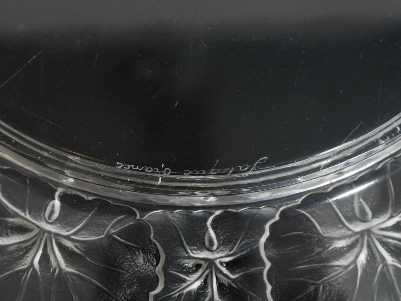 A beautiful Lalique French crystal Honfleur bowl and dish with leaf design. Signed Lalique, France.