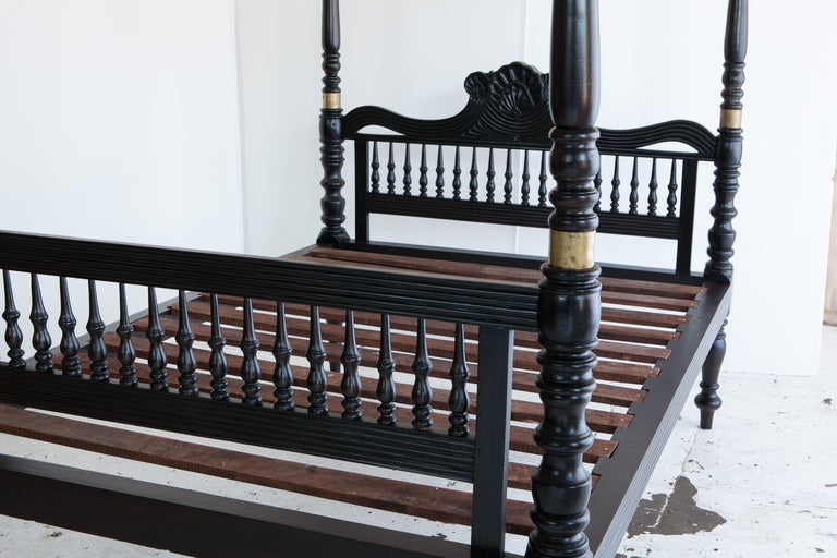 Indian British Colonial Ebonized Teak Four-Poster Bed For Sale