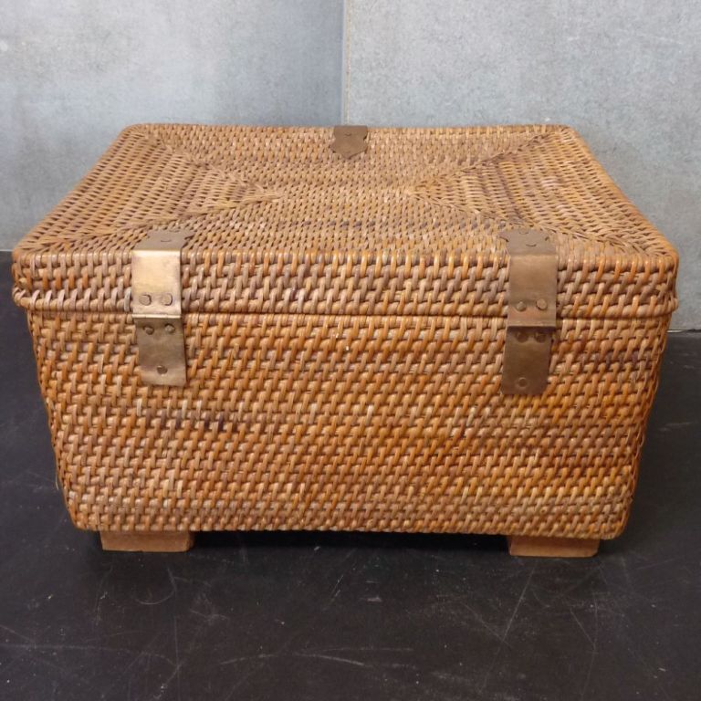 Mid-20th Century Rattan Picnic Basket with Brass Hardware