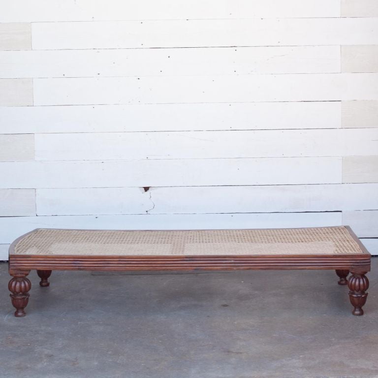Anglo-Indian Rosewood Daybed In Excellent Condition In Richmond, CA