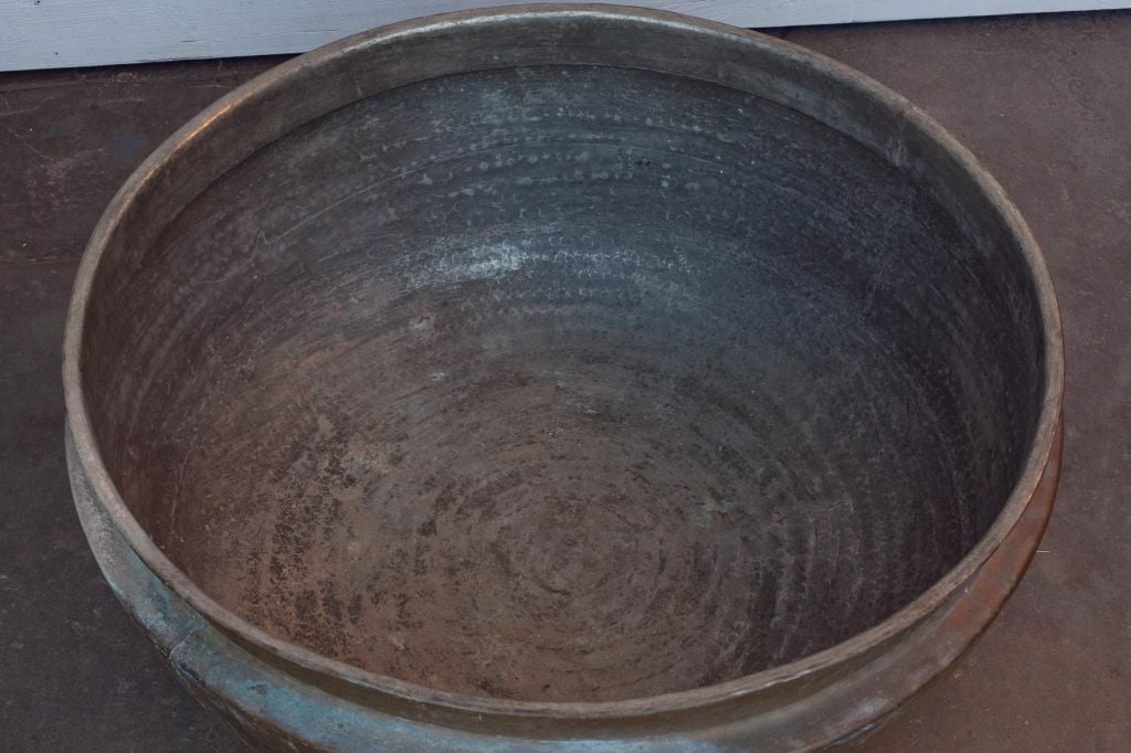 Large Solid Brass Indian Pot In Good Condition For Sale In Richmond, CA