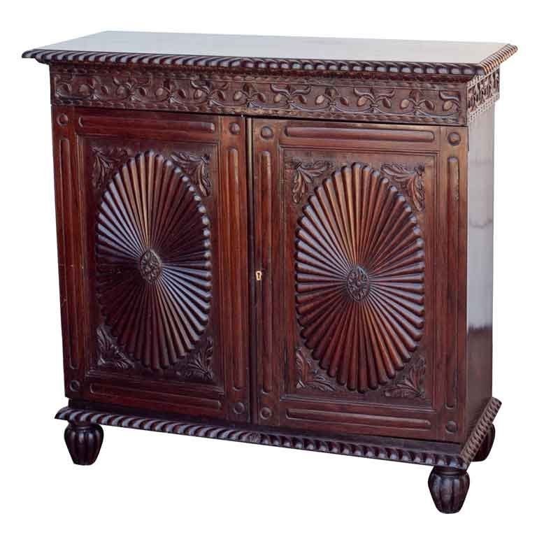 Painted Almirah Indian Cabinet From Diu - 19th Century Painted Almirah Indian Cabinet From Diu - 19th Century