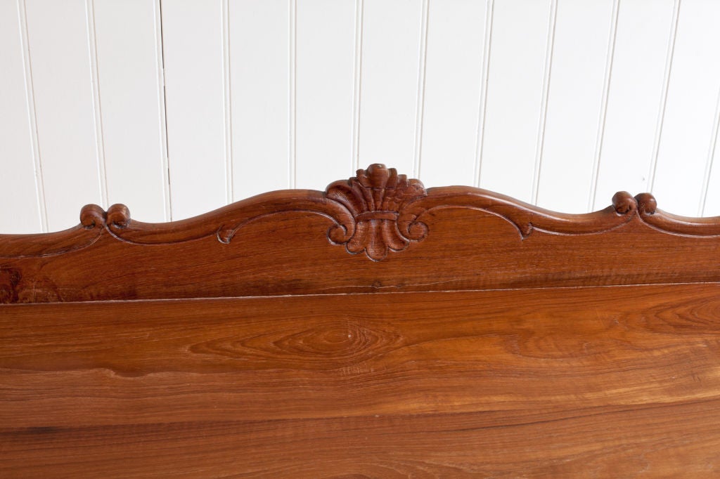 Anglo-Indian Teak Desk with Bobbin Turned Legs 3