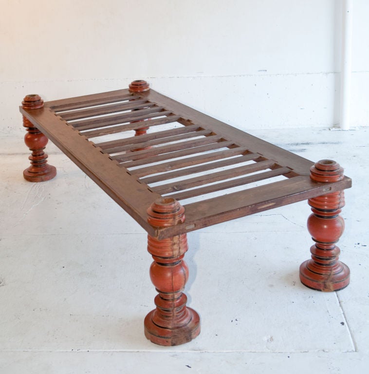 South Indian Painted Daybed with Wood Slats For Sale 2