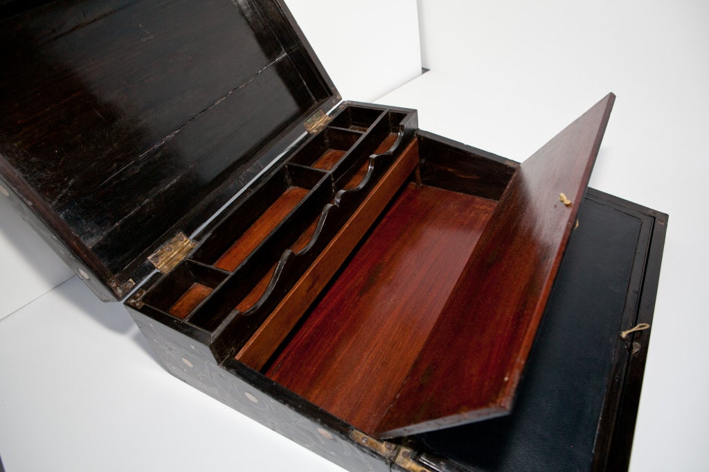 Anglo-Indian Ebony & Ivory Writing Box In Good Condition In Richmond, CA