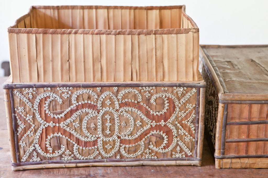 20th Century Woven Palm Storage Box with Beaded Shell Applique For Sale
