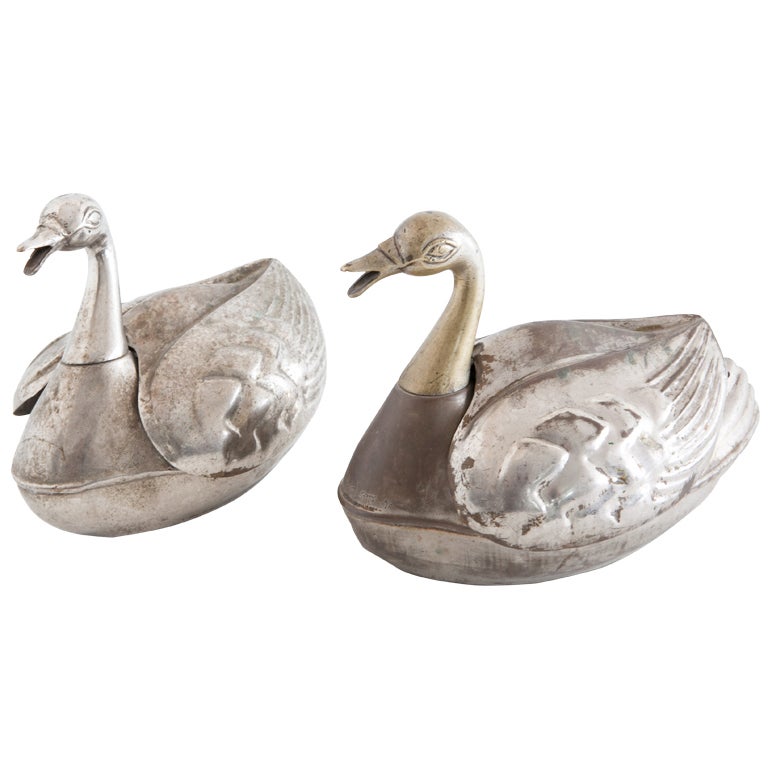 Tin Plated Swan Betelnut Storage Container