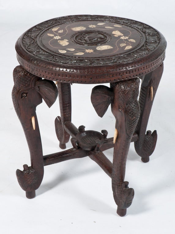 Anglo-Indian Rosewood Elephant Table In Good Condition In Richmond, CA