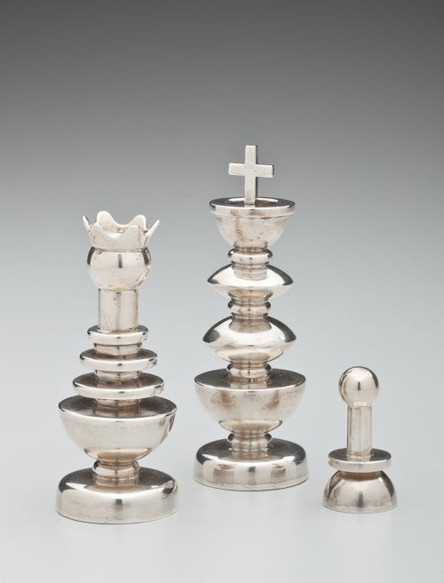 Mexican HECTOR AGUILAR Chess Set (1950's)