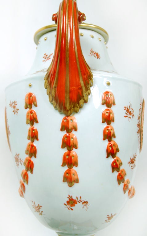 Chinese Export  Porcelain Urn Lamps For Sale 2