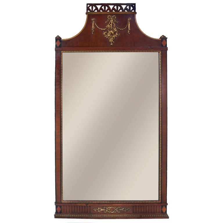 Specchio Ormolu in stile tardo federale in vendita