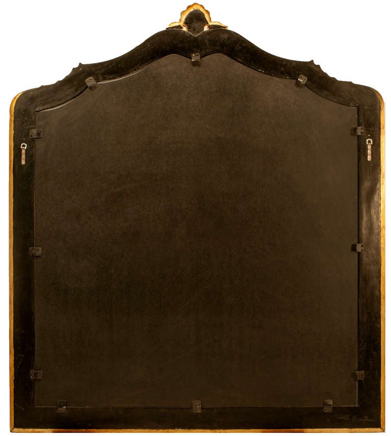 Miroir de style Queen Anne en laque noire et dorée Bon état - En vente à Asheville, NC