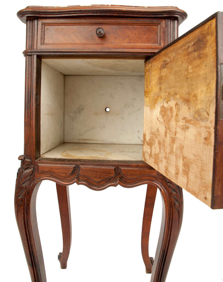 19th Century Queen Ann Style Dark Walnut and Marble Marquetry Side Table For Sale