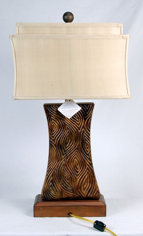 Fin du 20e siècle Lampe en résine tribale conçue par Joanne Hollingsworth en vente
