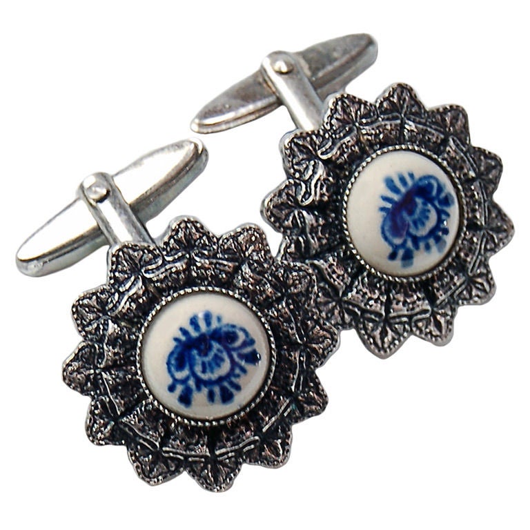 Boutons de manchette en porcelaine de style Delft pour femmes en vente