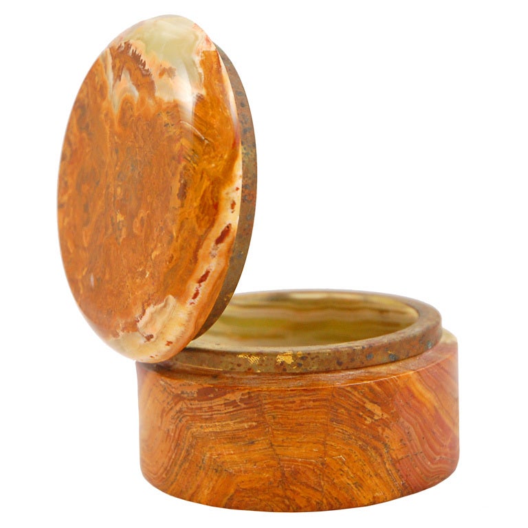 Pakistan Onyx Marble Lidded Round Box For Sale