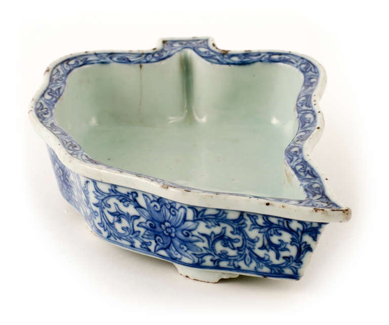 19th Century Handmade Chinese Porcelain Bonsai Tray For Sale