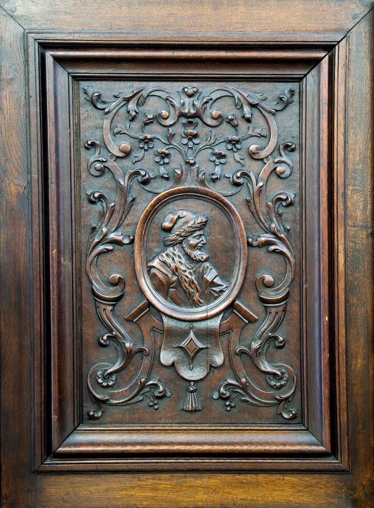 French Renaissance Style Carved Oak Armoire For Sale 1