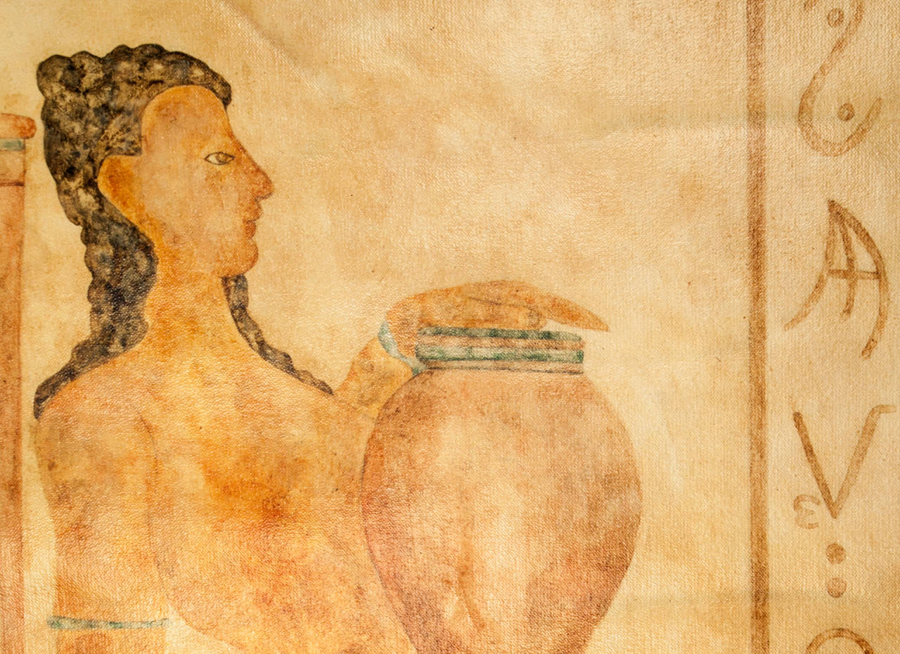 Gemaltes Bodentuch oder Wandbehang aus Segeltuch, auf dem minoische Jungfrauen abgebildet sind, die Gefäße mit Olivenöl oder Wein als Opfergabe für die Götter tragen, deren Gesichter oben und unten erscheinen. Eine Reihe antiker Symbole bilden den