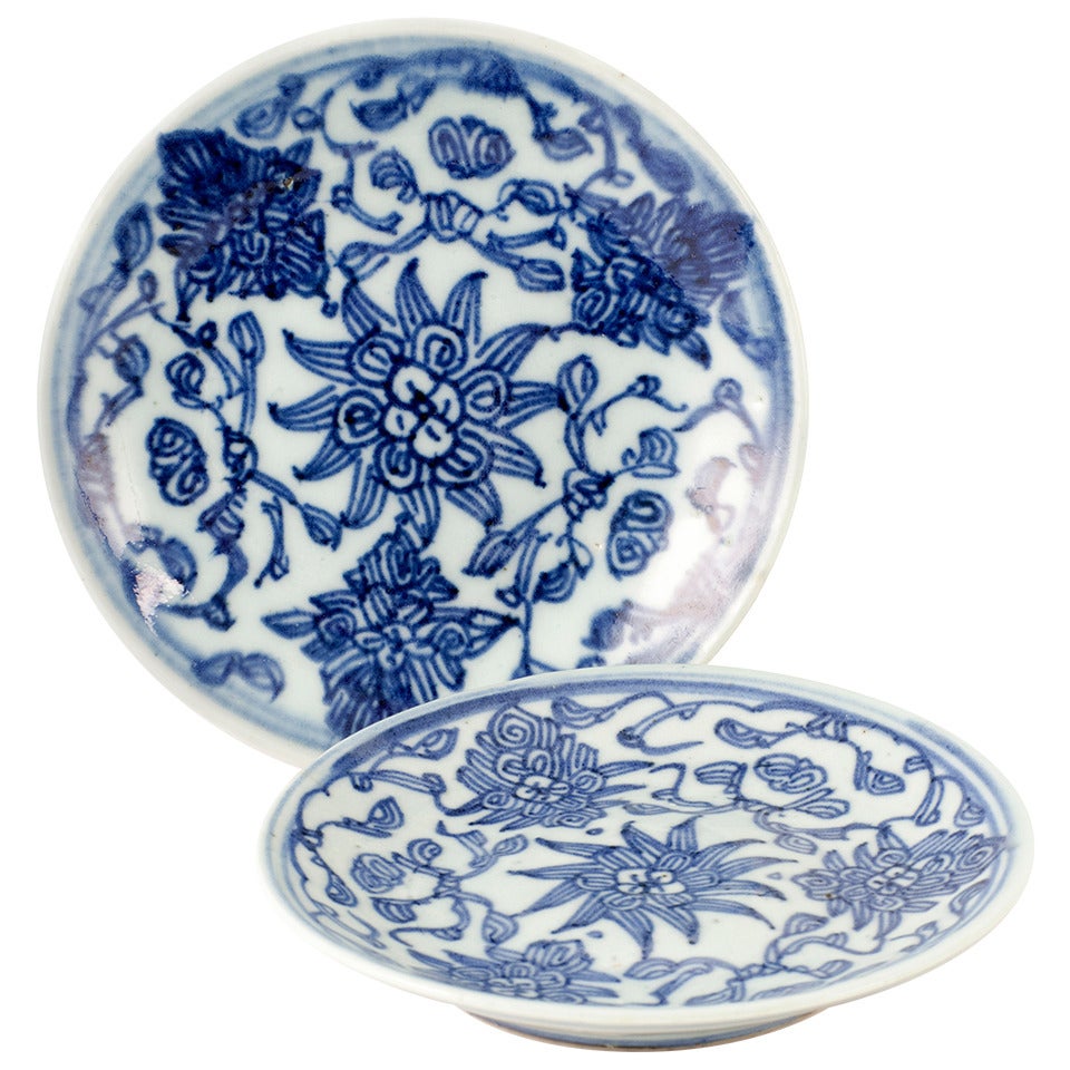 Quing Dynasty Dishes Embossed and Stamped by Artist For Sale