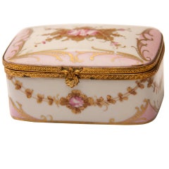 Retro Marie Antionette Style Limoge Box