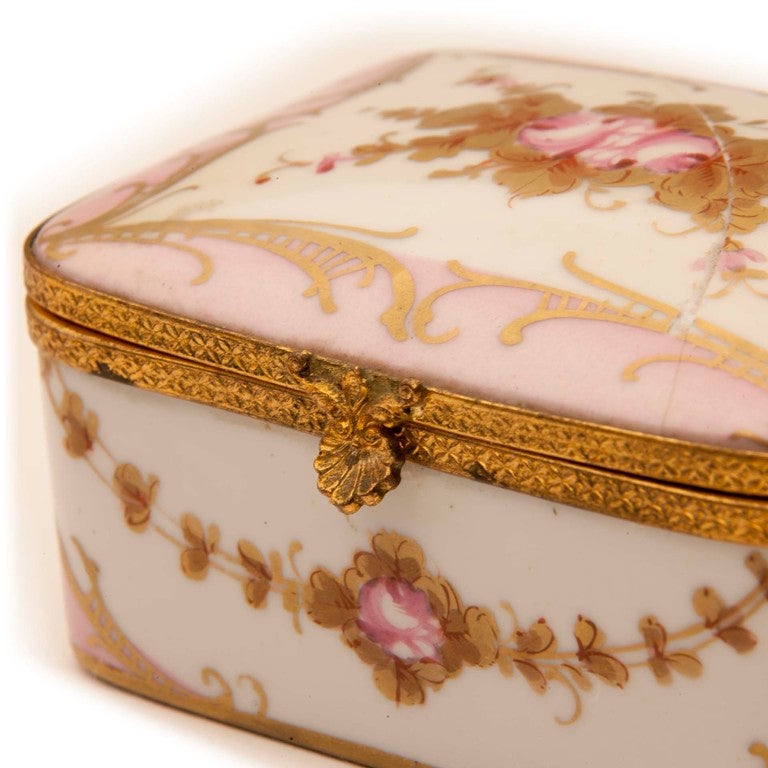 Marie Antionette Style Limoge Box For Sale 1