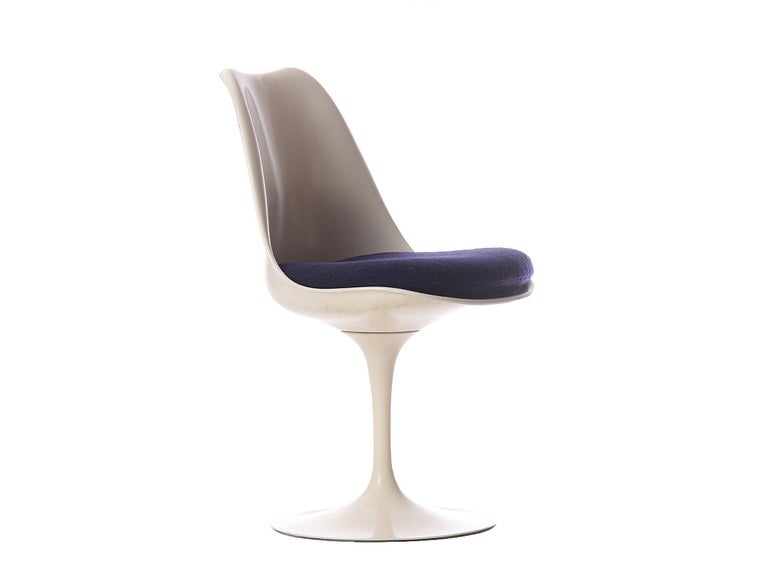 American Tulip Chair by Eero Saarinen For Sale