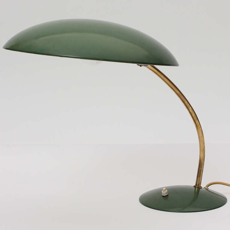 Lampe de bureau en acier et laiton par Christian Dell Bon état à Sagaponack, NY