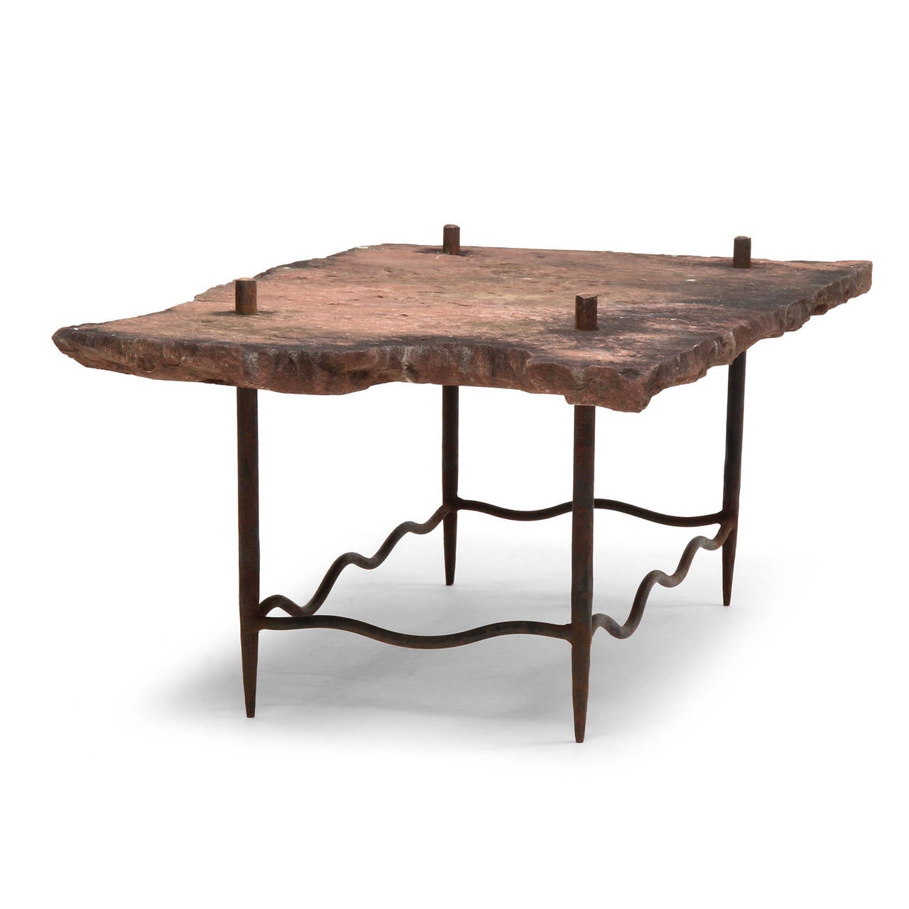 Pierre Table en pierre fabriquée par un artiste aux États-Unis en vente