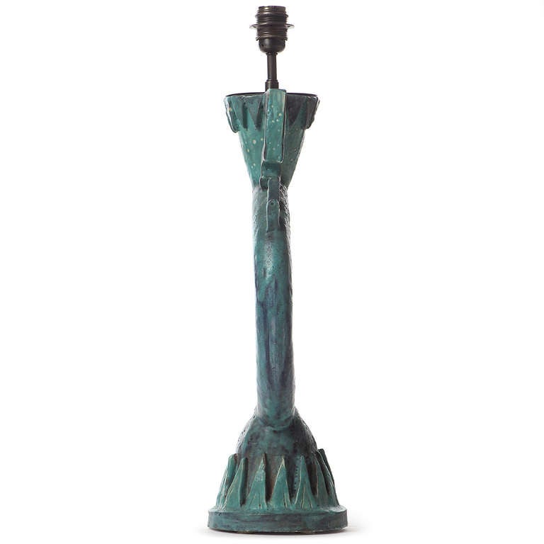 Blau-grau glasierte Keramiklampe von Roger Capron (Mitte des 20. Jahrhunderts) im Angebot