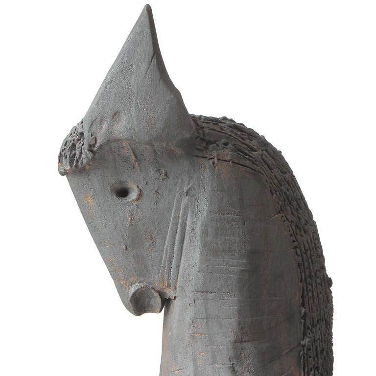 Céramique Sculpture de cheval en céramique de Dominique Pouchain