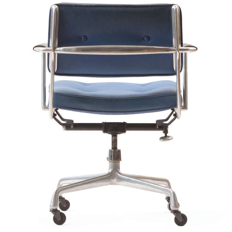 Eames ES 102 Intermediate Schreibtischstuhl (amerikanisch)