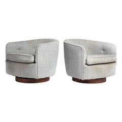 Swiveling Armchairs by Milo Baughman 6