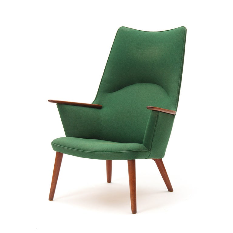 Mid-Century Modern Lounge Chair by Hans J. Wegner