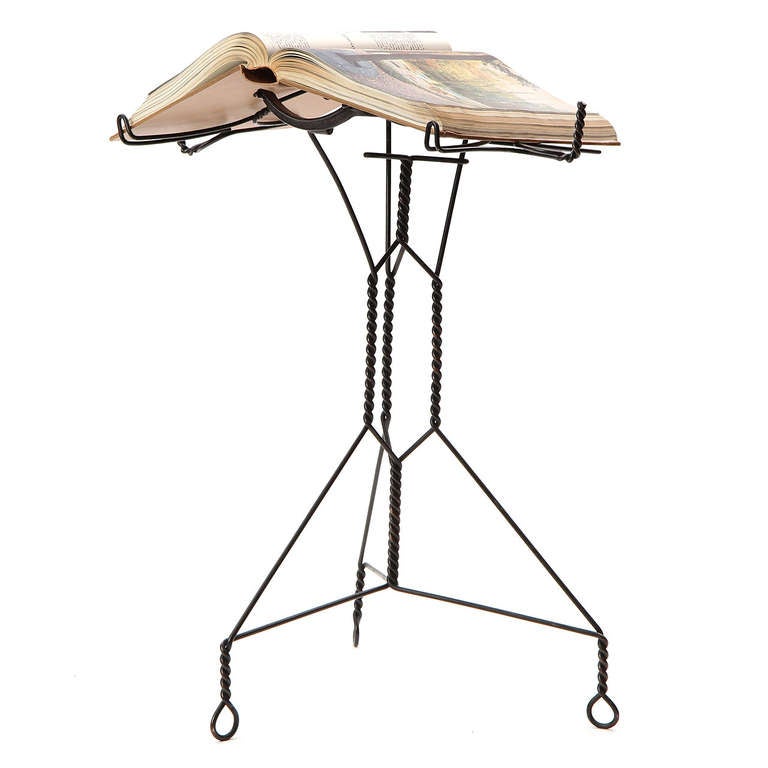 Sculptural Bookstand by Giffen & Giffen In Excellent Condition For Sale In Sagaponack, NY