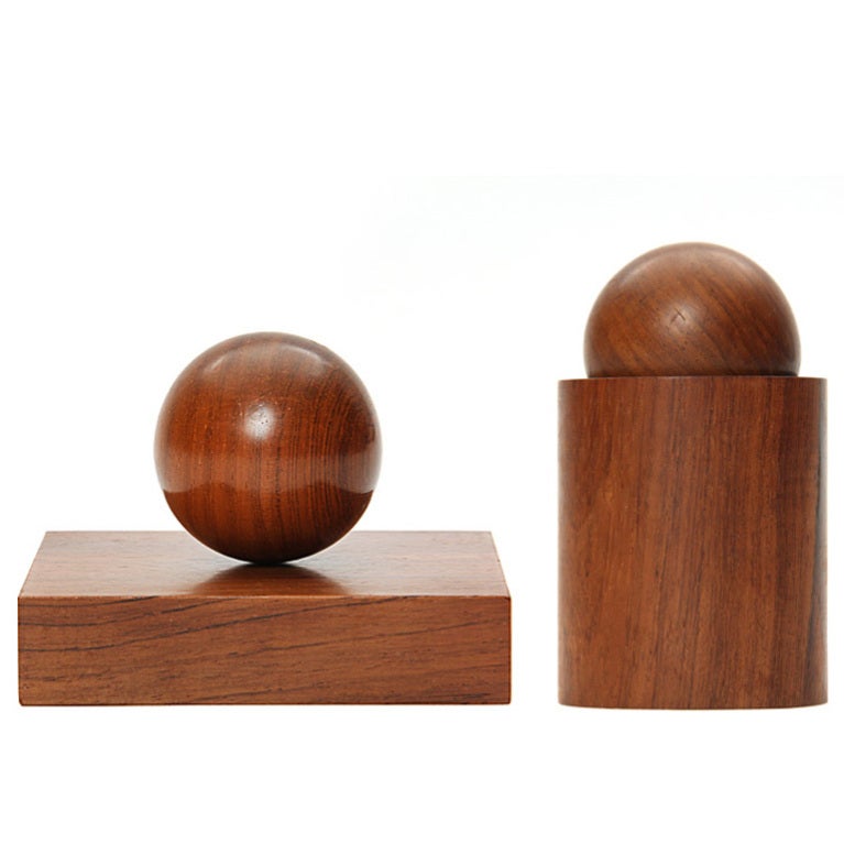 Magnetic Rosewood Executive Desk Accessories For At 1stdibs Magnetic Rosewood Executive Desk Accessories For