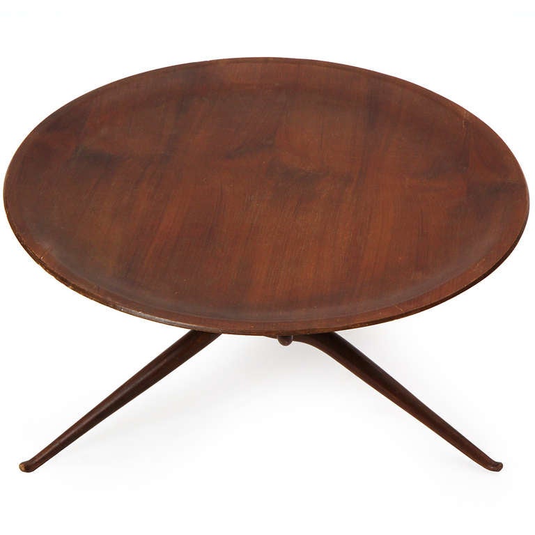 Sculptural Tray Table In Good Condition For Sale In Sagaponack, NY