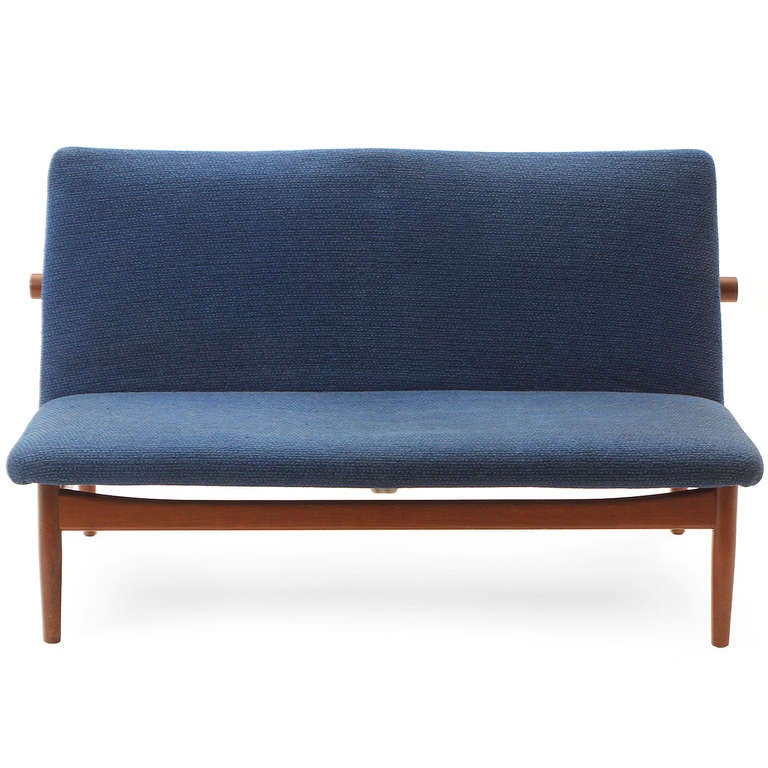 Japan Settee by Finn Juhl for France & Son In Good Condition In Sagaponack, NY