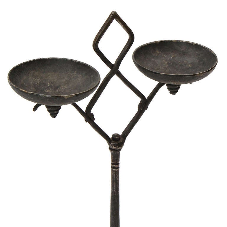 Art nouveau Beautiful Stand par I. A. B. Bach pour Oscar Bach Studios en vente
