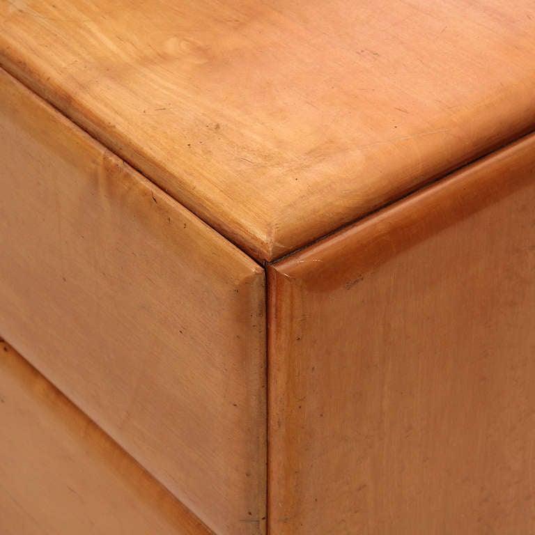 Mid-20th Century American Modern Chest Of Drawers By Russel Wright