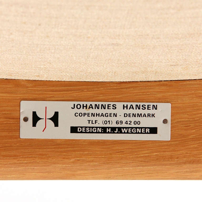 Oak Lounge Chair by Hans J. Wegner for Johannes Hansen For Sale 1