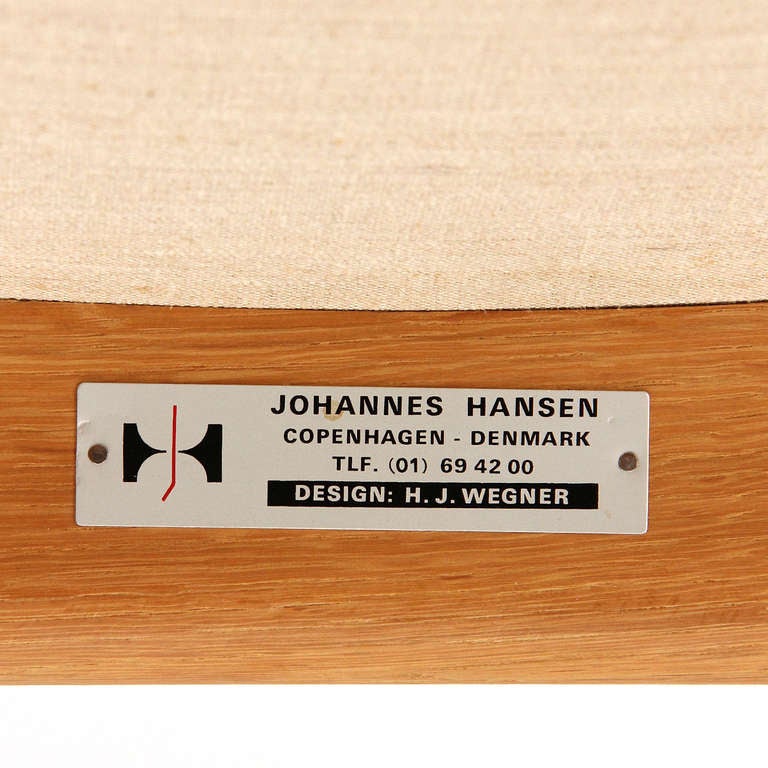 Fauteuil de salon de Hans J. Wegner en vente 1