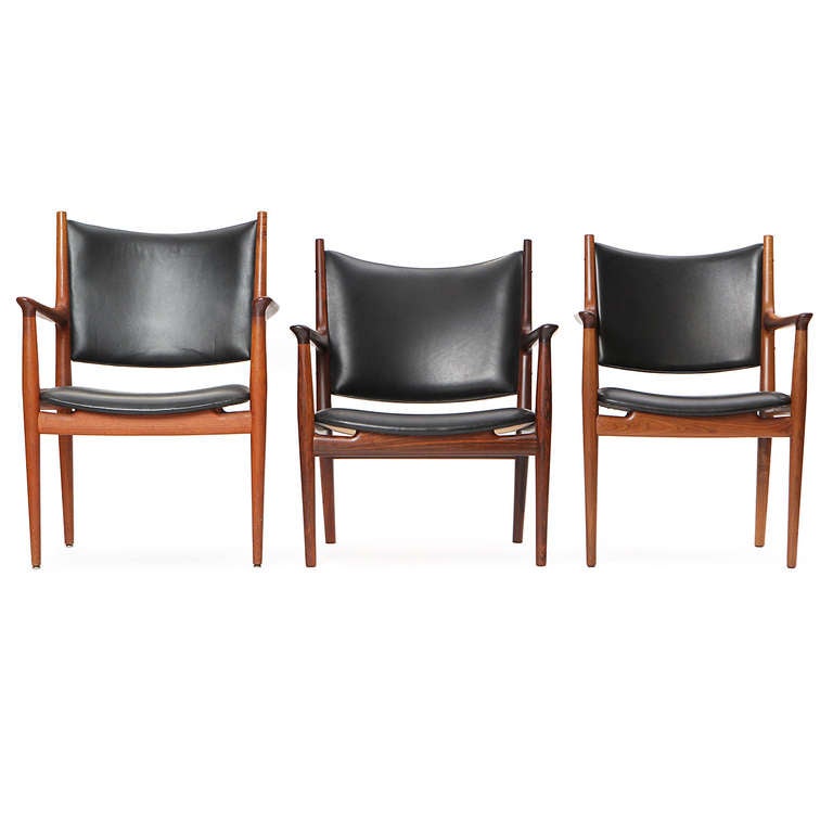 Rosewood Lounge Chair by Hans J. Wegner 4