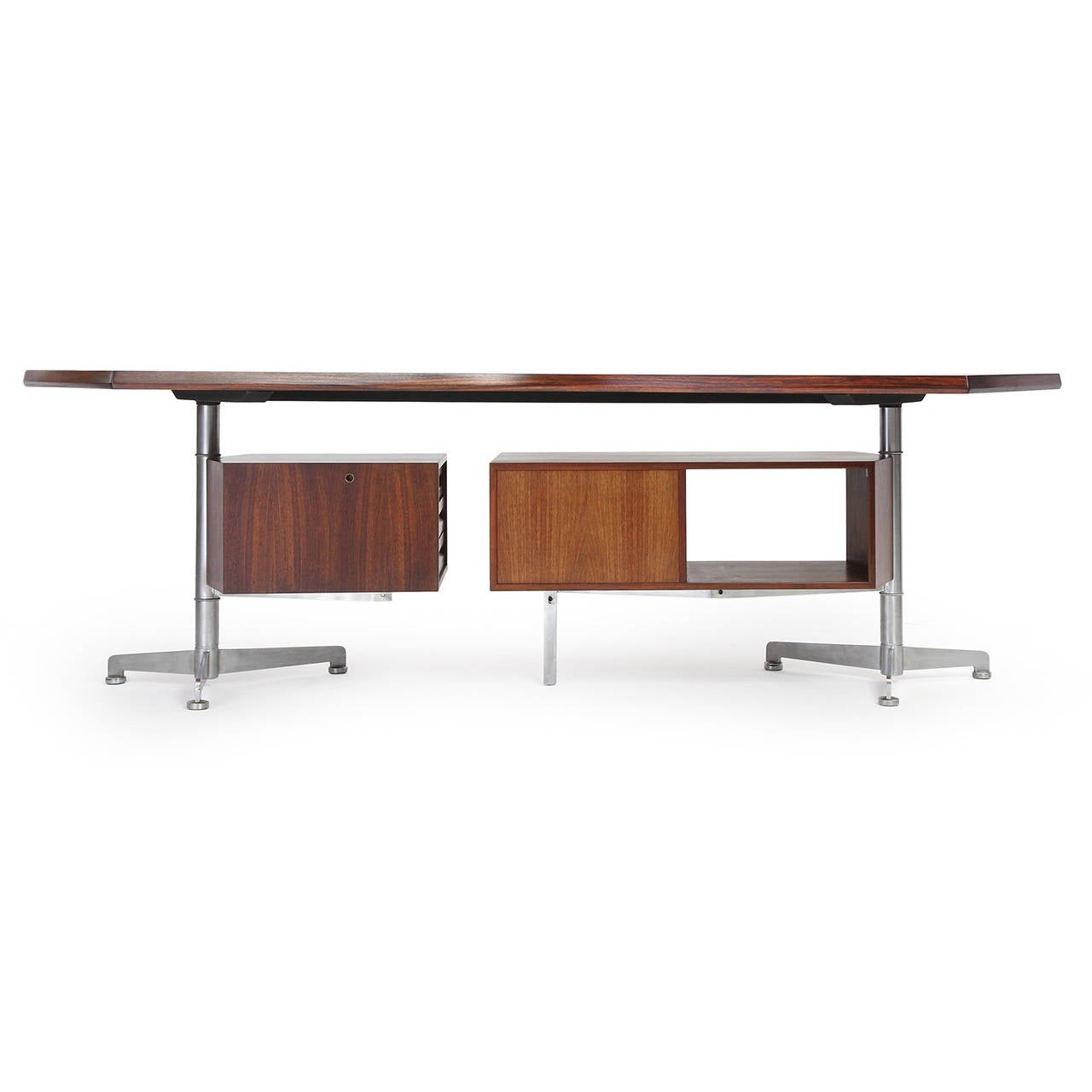 Modernist Desk by Osvaldo Borsani 2