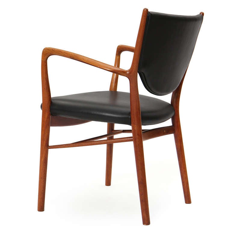 Early NV 46 Armchairs by Finn Juhl In Good Condition In Sagaponack, NY