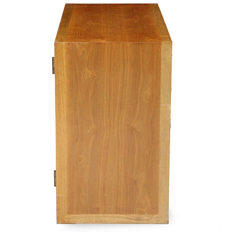 Janus Cabinet by Edward Wormley In Good Condition For Sale In Sagaponack, NY